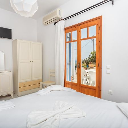 Appartamento Ragoussis House Logaras Esterno foto
